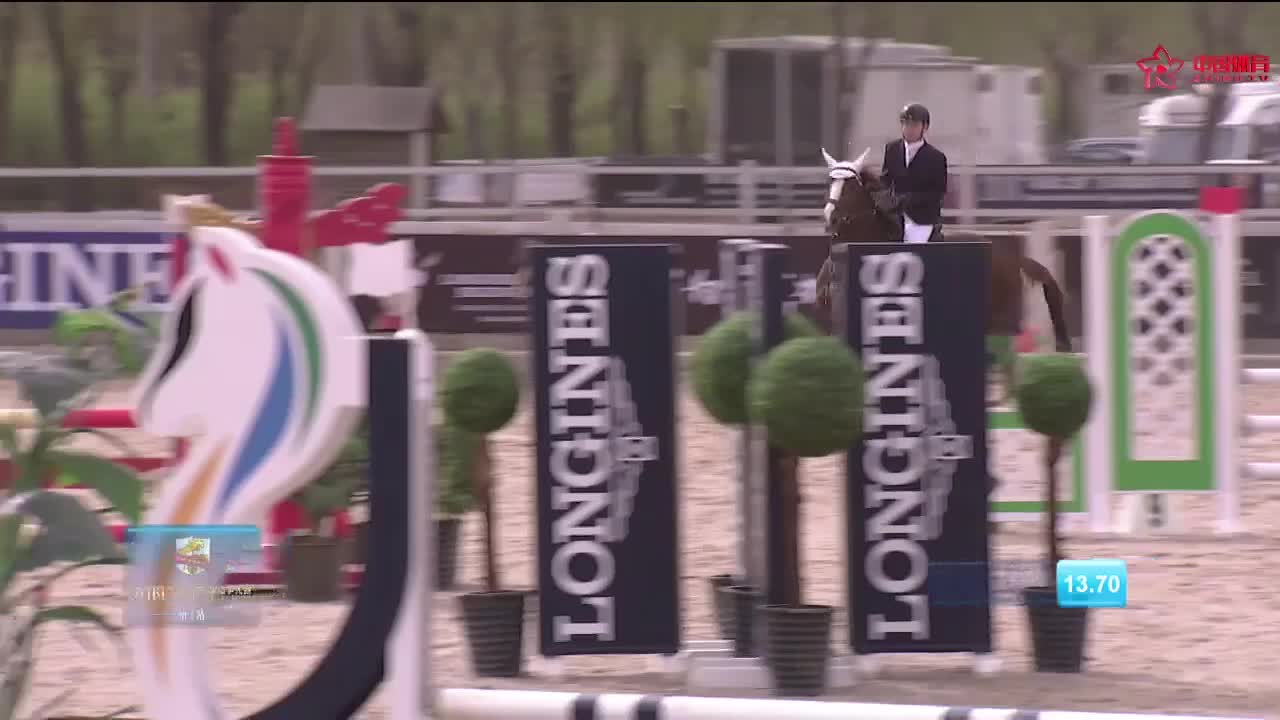 多美马术90CM级别 华农悦马马术 孔尹祥森 小飞龙