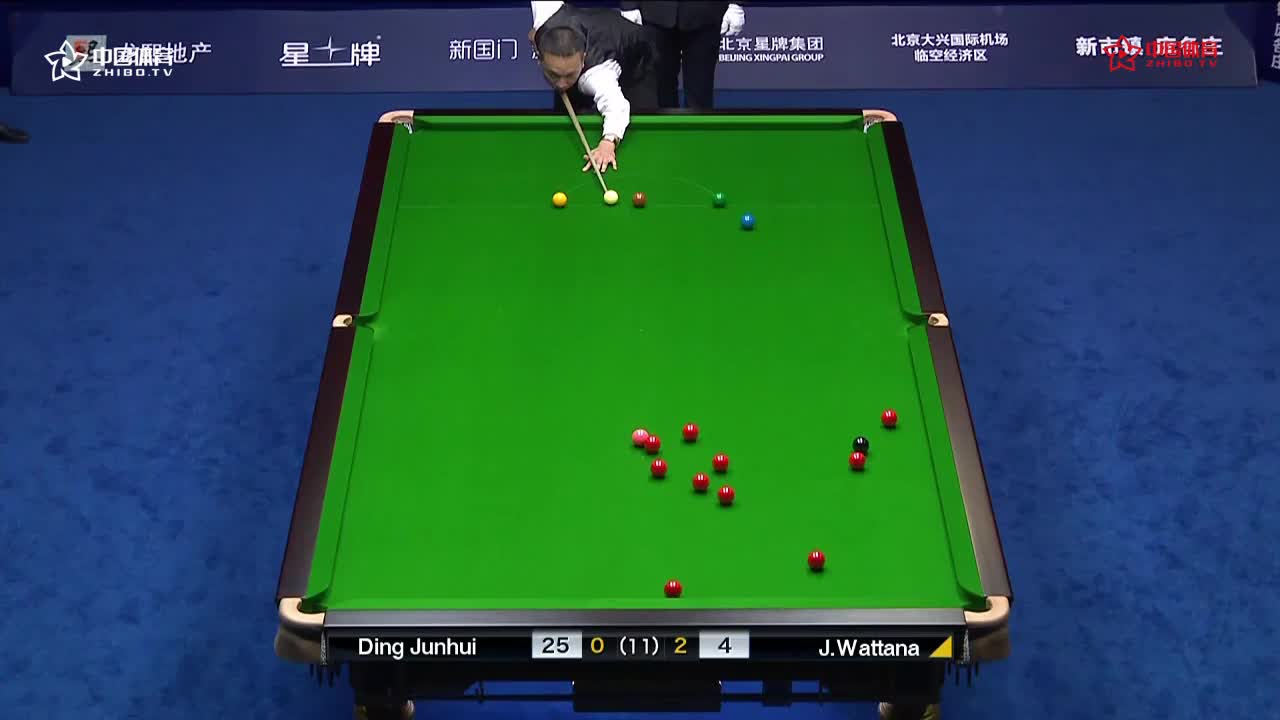 2019中国公开赛|准度堪比年轻人，瓦塔纳今晚第三杆超长台打进
