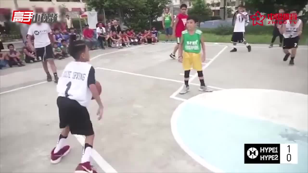 未来是你们的！现在小孩子打球都这么厉害么