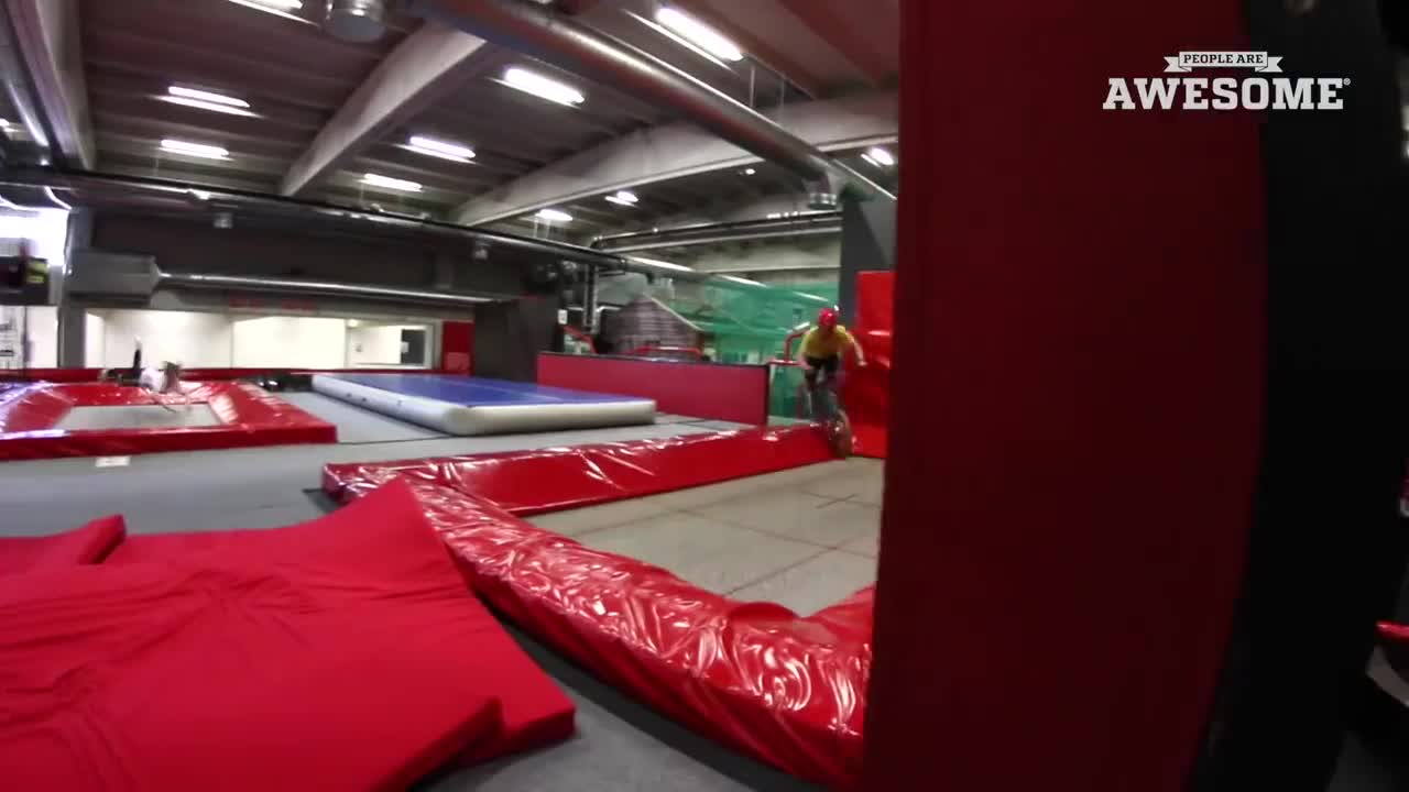 PEOPLE ARE AWESOME自行车极限特辑