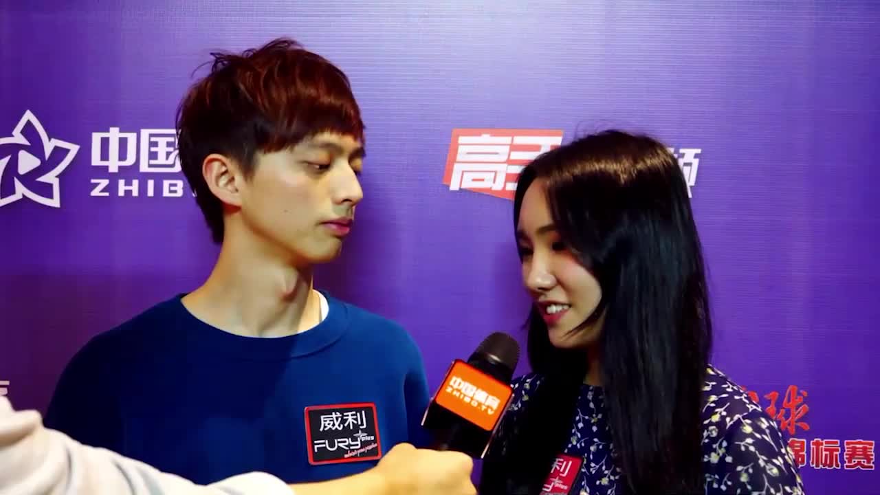 金童玉女小情侣 柯秉中李佑眕爱意满满