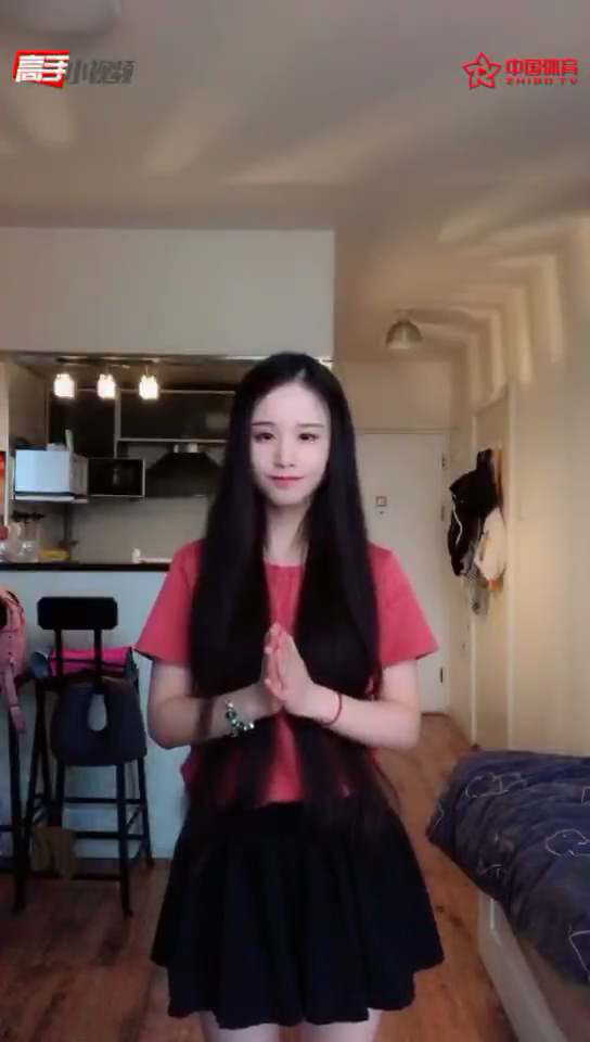 这是谁，我不认识她