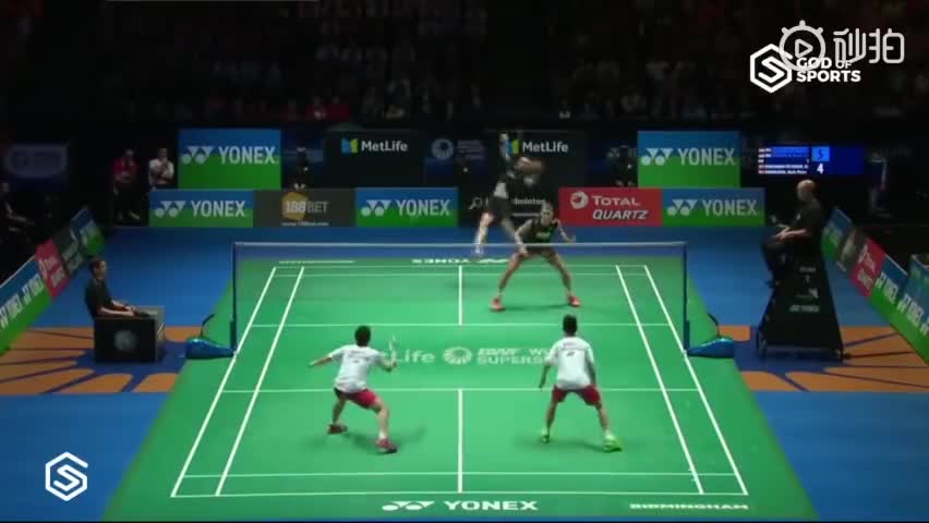 经典回顾：羽毛球十大标志性trickshots 你对哪场比赛印象最深？