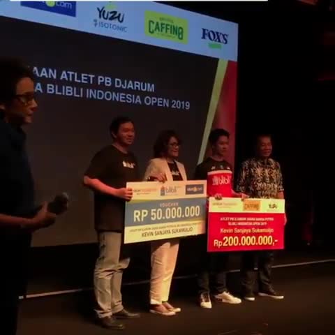 苏卡穆约获赠2亿印尼盾 以奖励他在印尼公开赛的优异表现