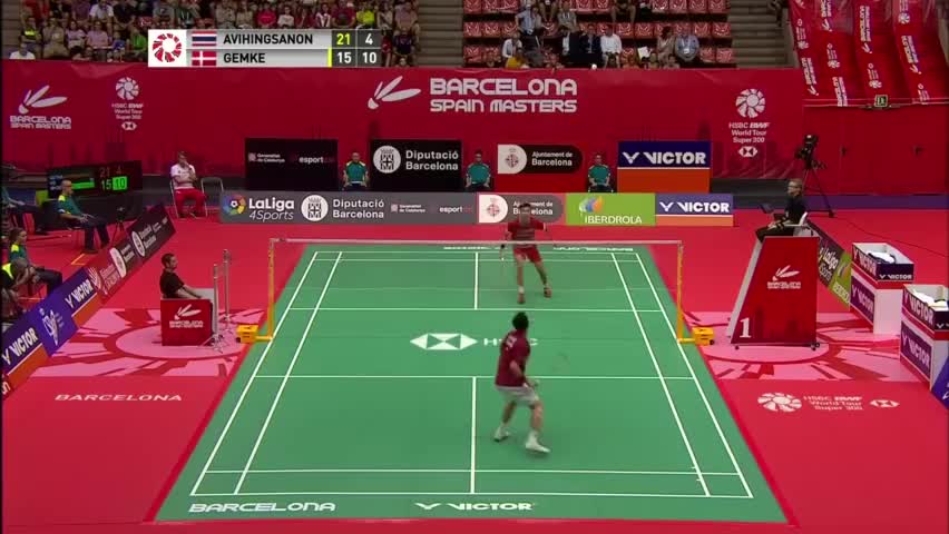 2018西班牙羽毛球大师赛男单决赛杰姆克VS苏庞余  看苏庞余坐地回球