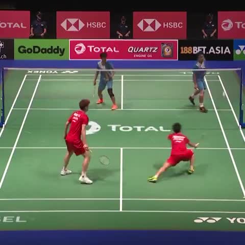 王懿律/黄东萍vs德查波尔/沙西丽，观众的喝彩和杀球同步
