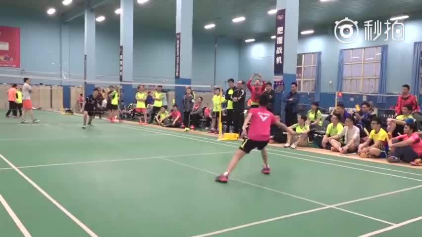 羽球要从娃娃抓起，咱们的小学生也非常厉害