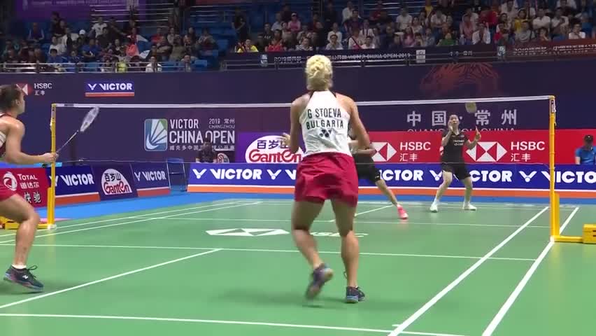 经典回顾：2019中国公开赛女双八分之一决赛，陈清晨/贾一凡VS斯托伊娃姐妹