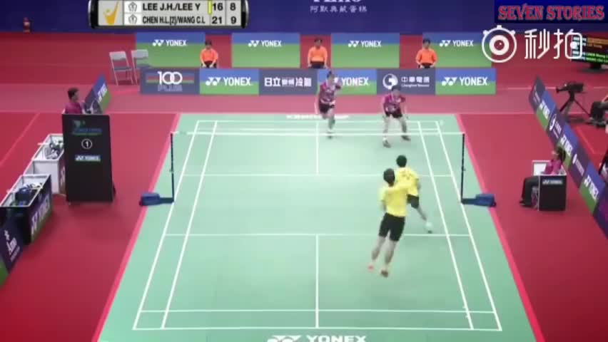 左右扑腾 鲤鱼跳龙门，这么拼命的救球你看过吗？