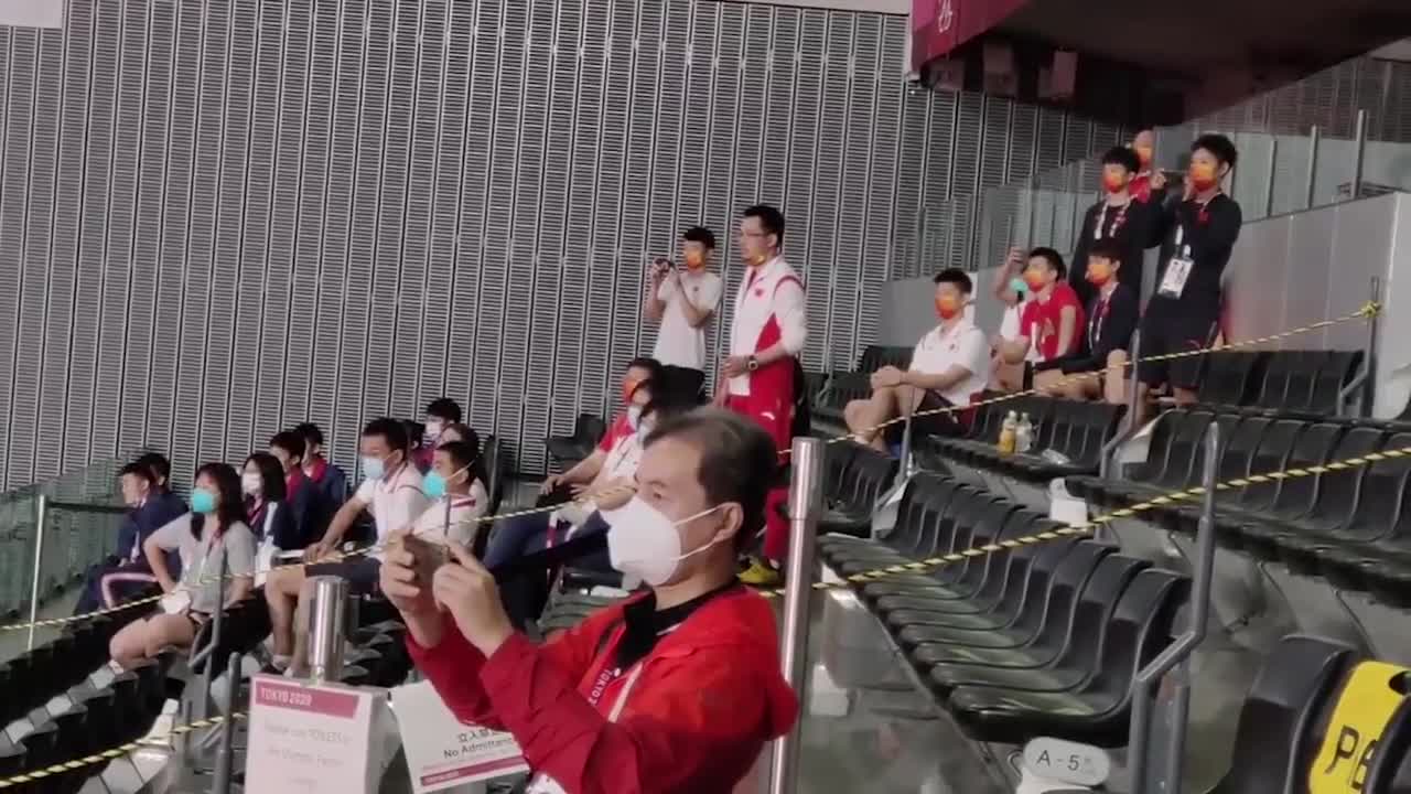 陈雨菲夺冠瞬间 看中国羽毛球队成员如何激情庆祝