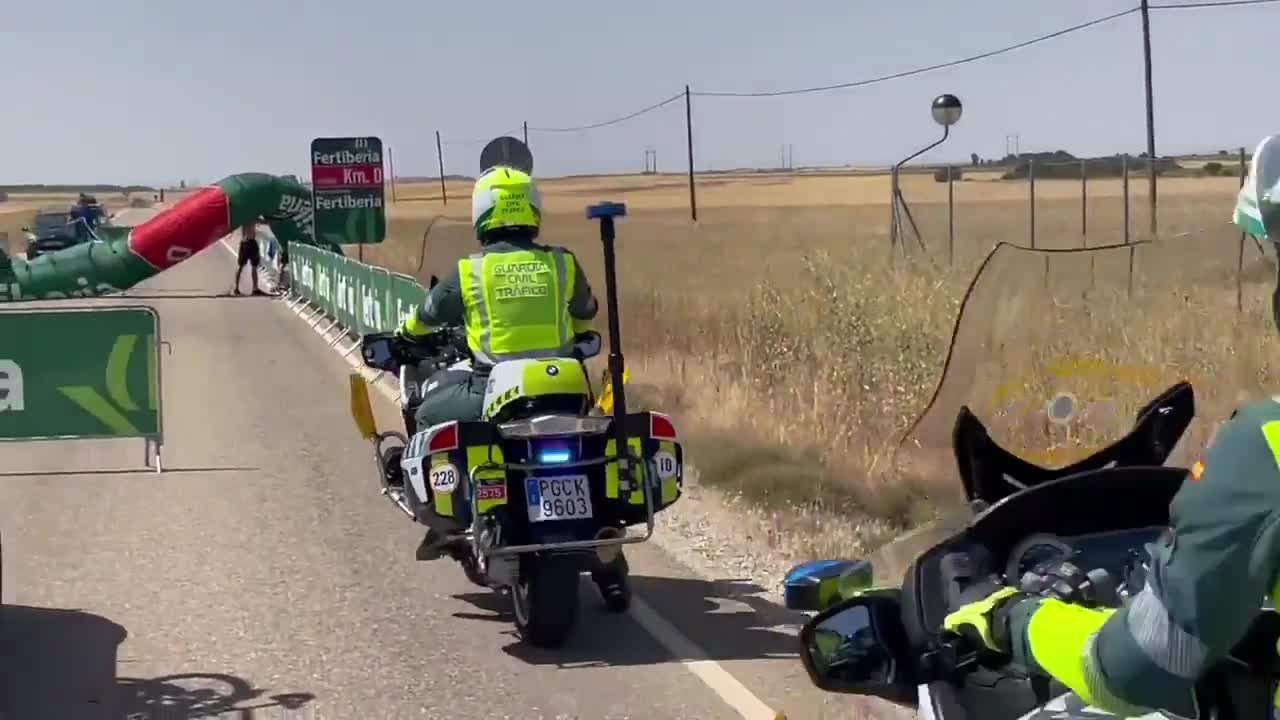 2021环西 | 第二赛段开始 不过今天的零公里拱门看上去好像不太配合