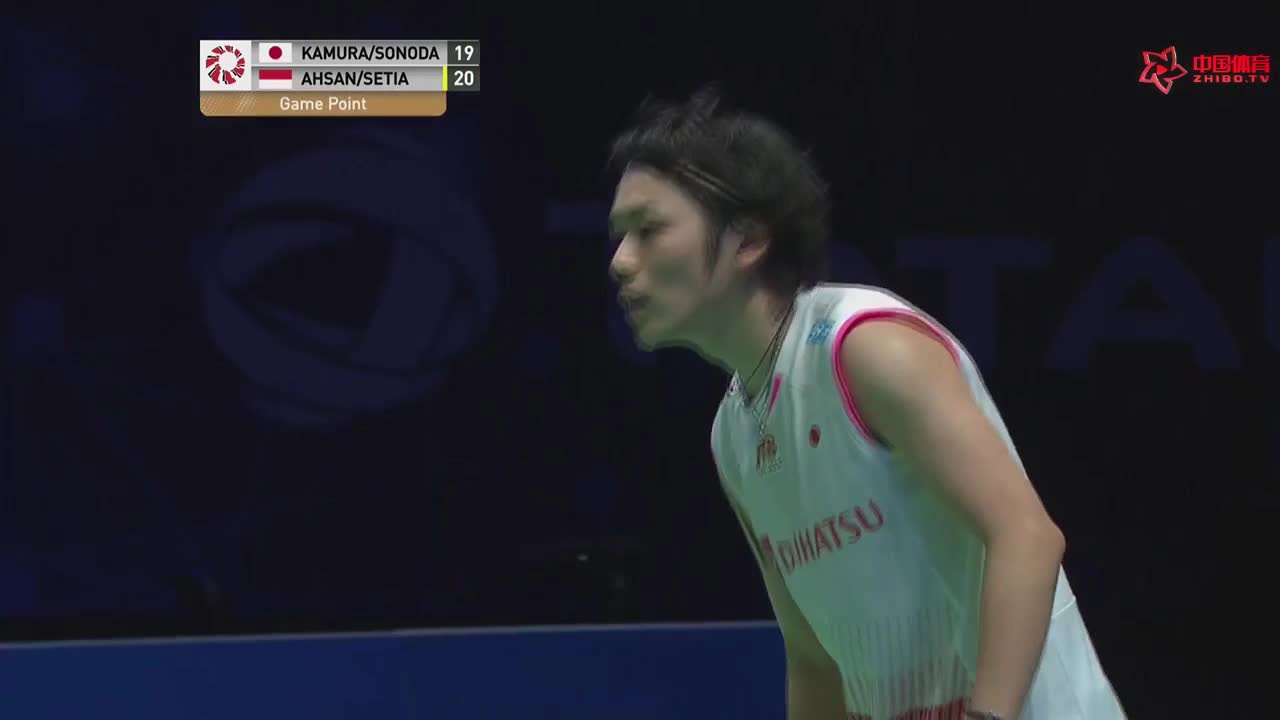 印尼强档阿山/塞迪亚万大比分1-0领先日本鸡血组合