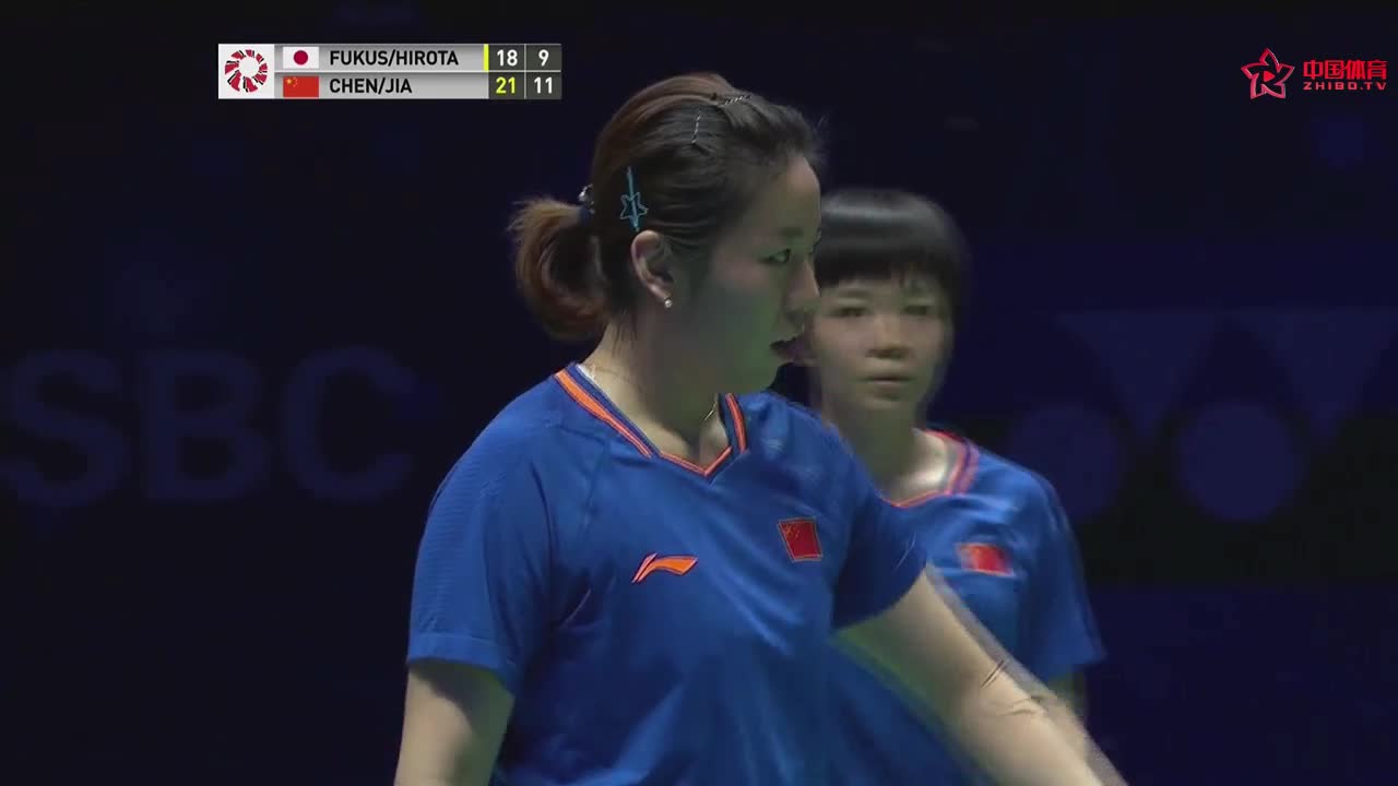 贾一凡网前假动作欺骗对手无奈出界