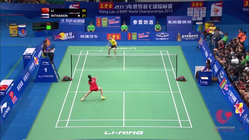 经典回顾：2013世锦赛女单决赛 李雪芮VS因达农