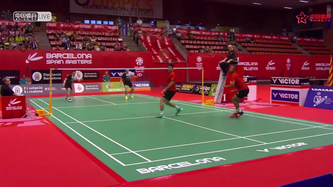 李龙大/金基正  VS   波丁·伊萨拉/玛尼蓬-琼吉特 世界羽联西班牙大师赛 男双决赛