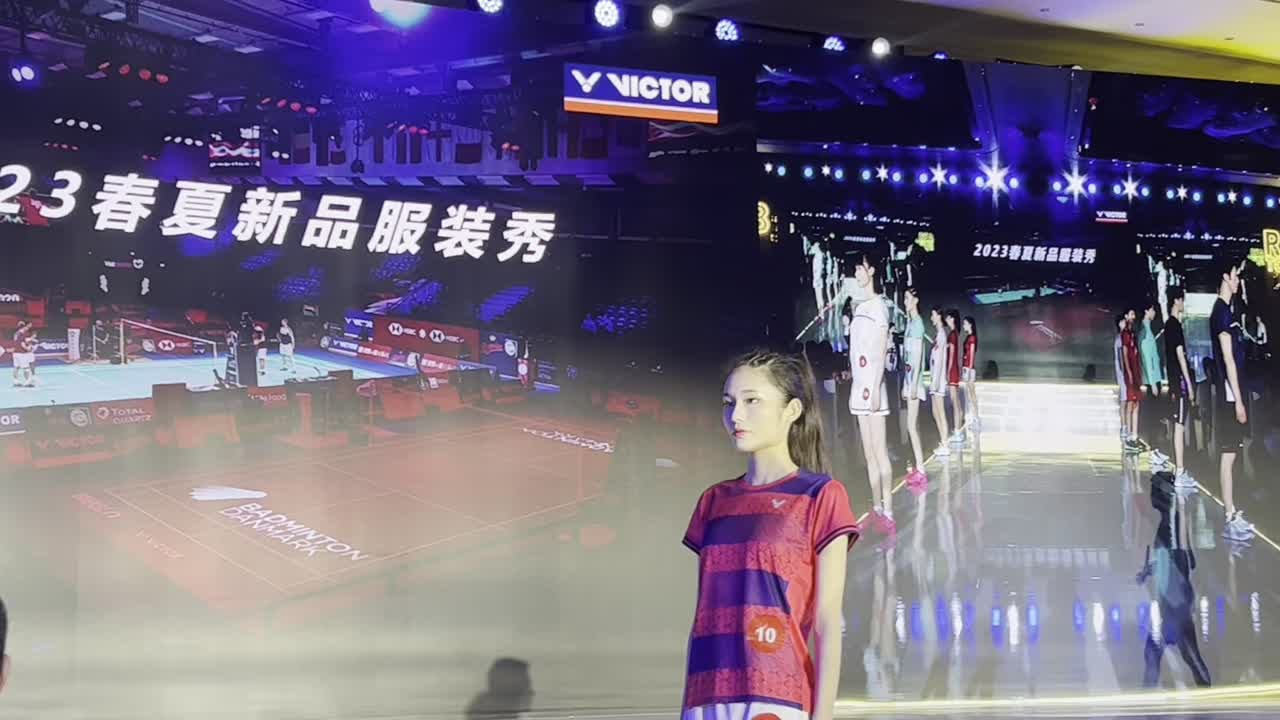 活久见！世界冠军T台走秀不容错过
