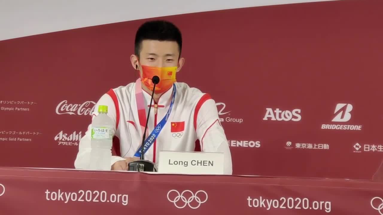 谌龙谈起儿子露出笑容 希望给孩子树立好榜样