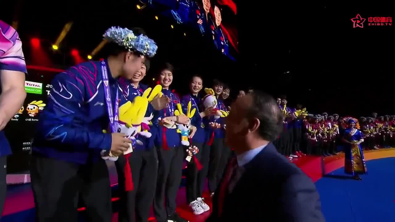 2019苏迪曼杯！冠军颁奖仪式