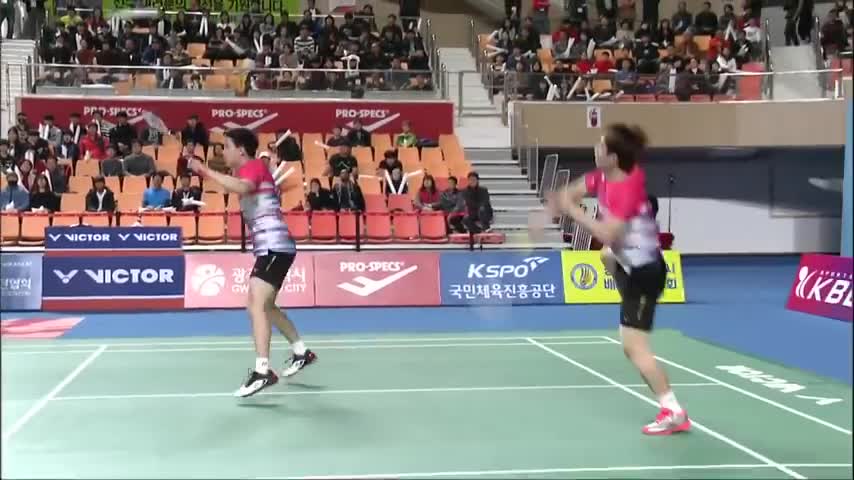 经典回顾：2018年韩国羽毛球大师赛男双决赛集锦：主场作战的韩国队异常兴奋
