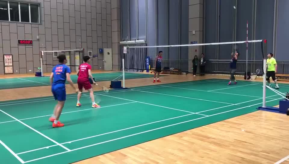 2019苏迪曼杯 | 陈雨菲和教练罗毅刚高网羽毛球训练乐趣无穷
