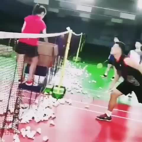 只有一次次重复练习，才能在比赛时闪光