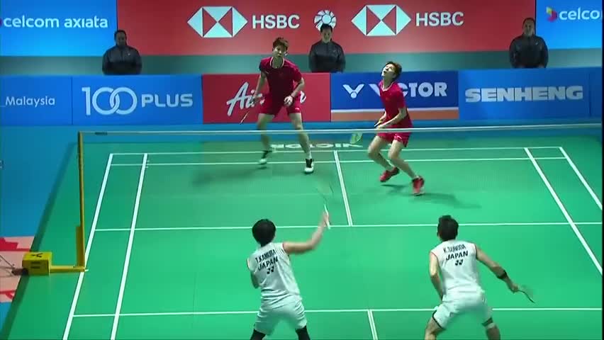 “双塔”组合再遇“鸡血”组合，身高和实力双压制