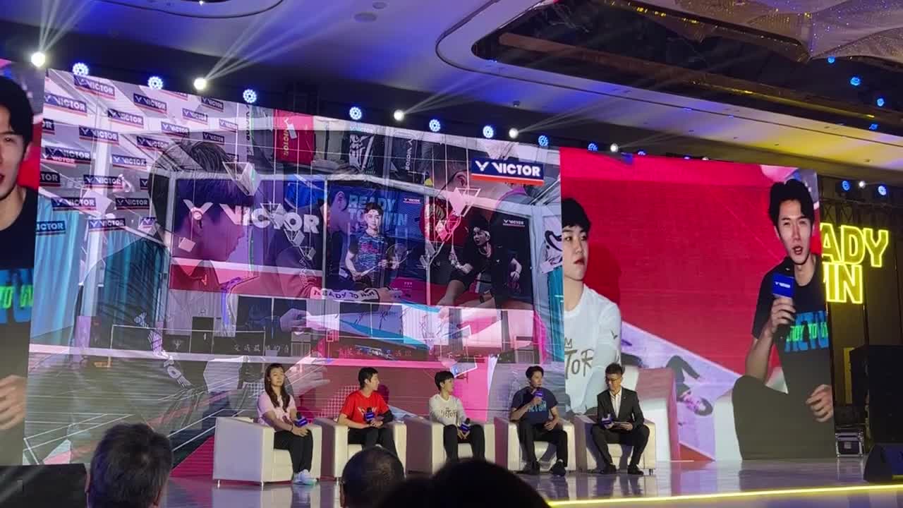 走下球场 李俊慧、李茵晖谈不同感受