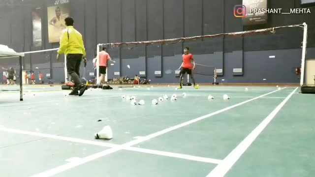 羽毛球手感训练，这种方式你见过吗？
