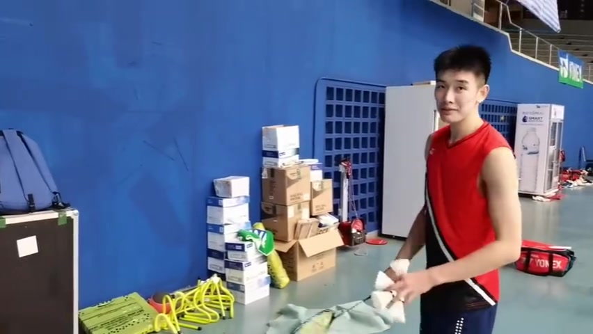 训练间隙小花絮 快来看看国羽的快乐日常（转自：羽毛球工作室）