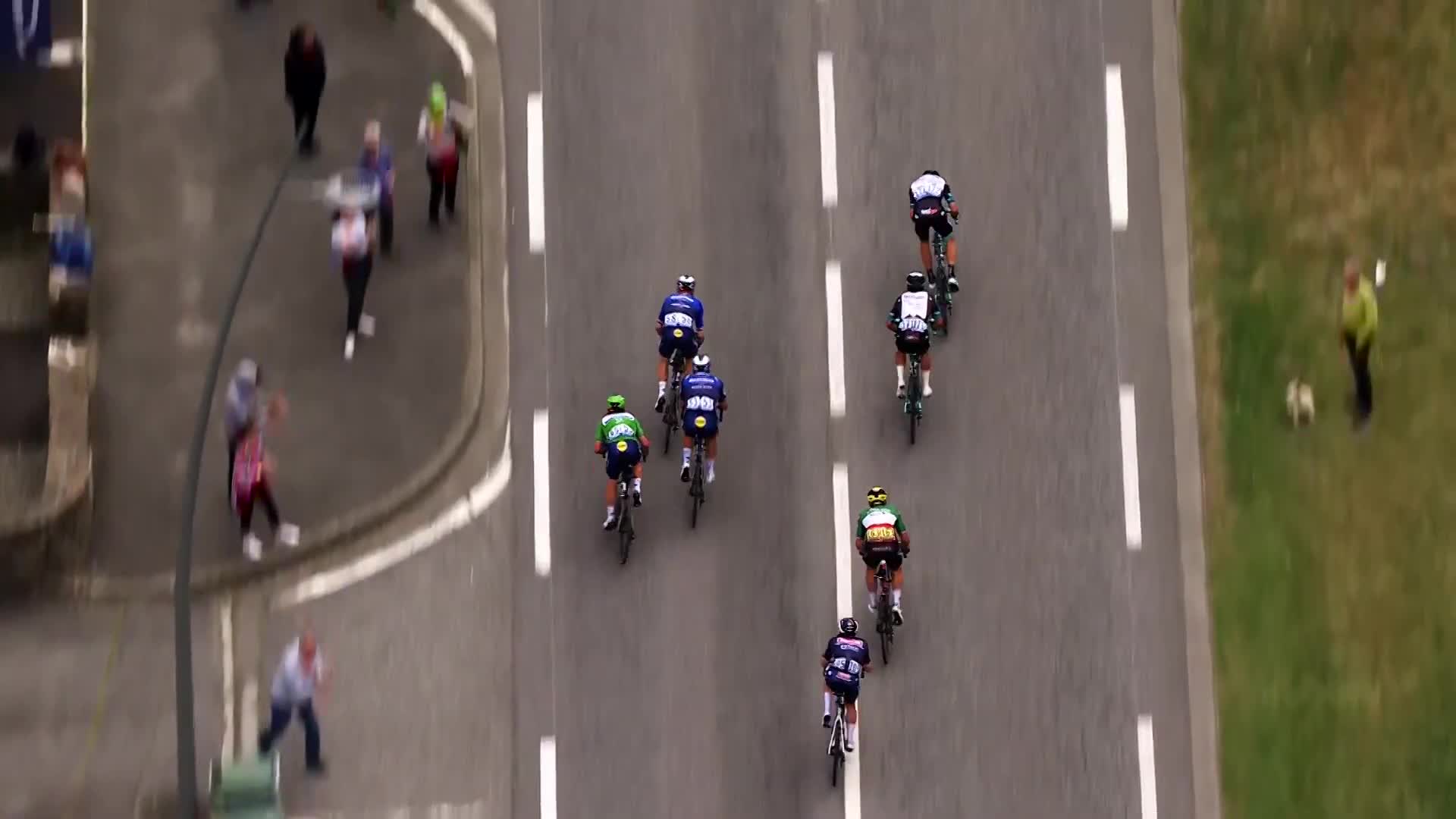 2021环法S17 | 山顶爆发GC大战 波神轻松扩大优势  第十七赛段精彩集锦