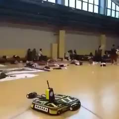趣味羽毛球：这样的羽毛球机器人 你想拥有吗？
