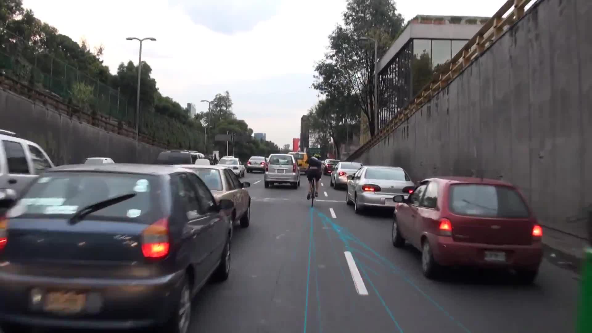 给自行车加上五毛钱特效 是不是瞬间就炫酷了不少